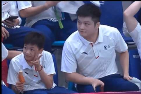 3连胜横扫!樊振东的孤独逆袭,德甲颤抖了吗? 3连胜横扫!樊振东的孤独逆袭,德甲颤抖了吗?