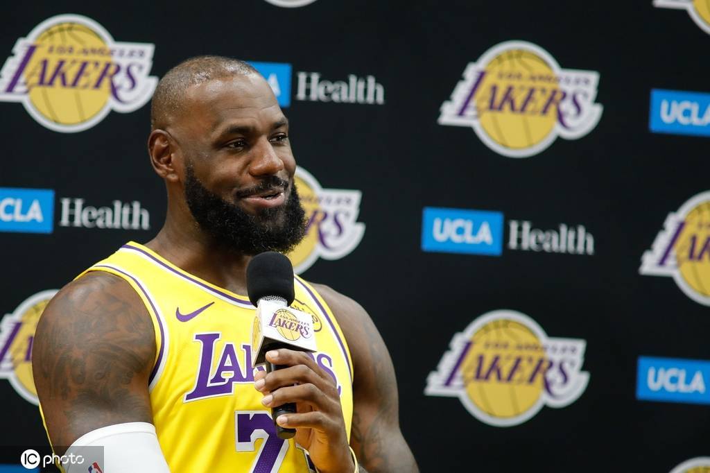 这么突然?詹姆斯更新社媒 明日零点发布重要决定 这么突然?詹姆斯更新社媒 明日零点发布重要决定