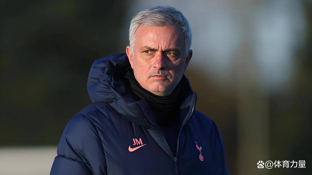 刺激夜:62岁穆帅领队2-0晋级,法甲领头羊3-3遭阻击,本泽马失点 刺激夜:62岁穆帅领队2-0晋级,法甲领头羊3-3遭阻击,本泽马失点
